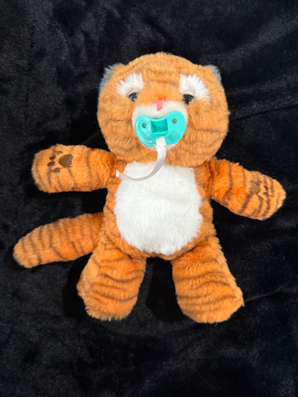 Little Live Pets Cozy Dozys 2023 Java the Tiger Interactive Plush 10” Plush Toy